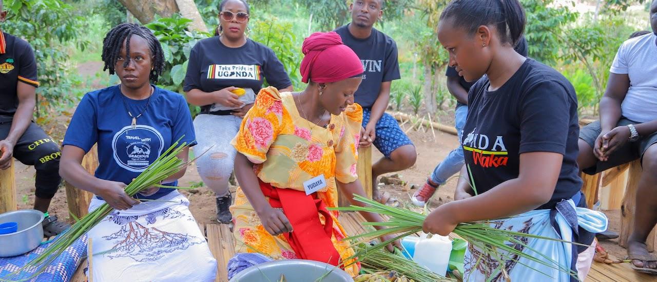 Banana Juice Making & Traditional Cooking